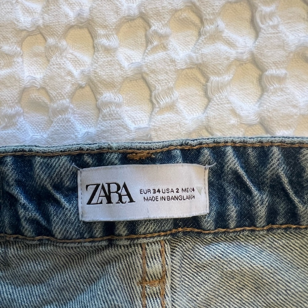 Zara Sz 2 Distressed Jeans - Picture 3 of 8